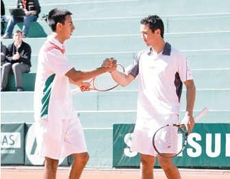 Gran-debut-de-Bolivia-en-Davis