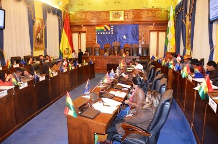 Comision-de-Ética-aprueba-nuevo-reglamento-polemico