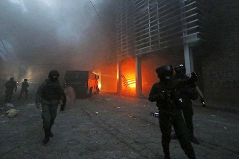 Juez-dicta-detencion-preventiva-para-Cesar-Saucedo-por-el-incendio-del-TED-Santa-Cruz