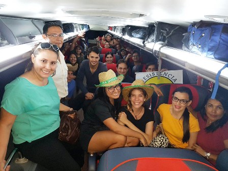 Caravana-parte-rumbo-a-la-Cumbre