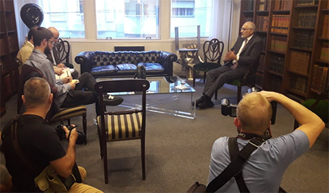 Mesa-arriba-a-Montevideo-para-reunirse-con-ex-presidentes-de-Uruguay