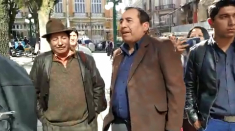 Ponchos-Rojos-intentan--waskear--al-diputado-Quispe