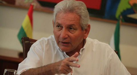 Costas-acusa-a-Rodriguez-de-traidor-por-renunciar-a-la-candidatura-Vicepresidencial