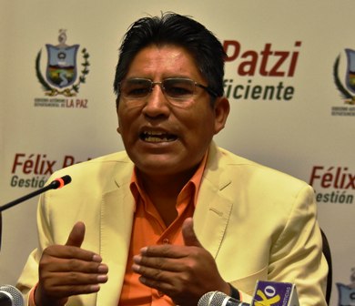 Patzi-reta-a-evo-a-leer-y-saber-que-es-su-sistema