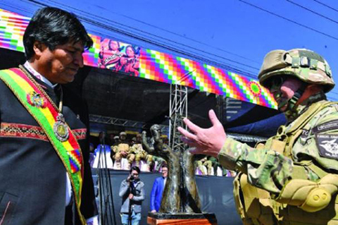 Zavaleta-defiende-a-Kaliman-ante-criticas-por-polemico-discurso