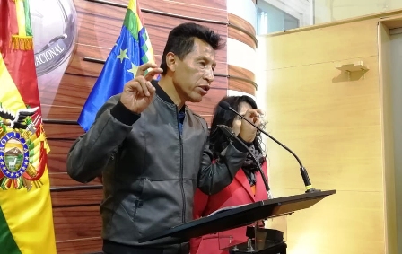 Amenaza-y-hostigamiento,-denuncia-el-senador-Edwin-Rodriguez