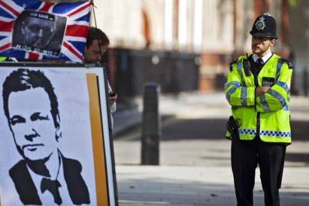 Assange-pide-revision-de-su-recurso-contra-la-extradicion