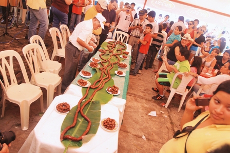 Ferias-en-Portachuelo-y-El-Torno-dejan-satisfechos-a-los-productores