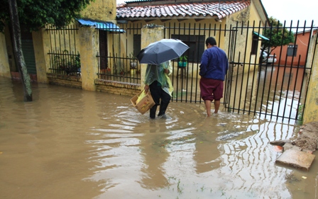 Se-cae-el-techo-de-tres-aulas-por-las-lluvias