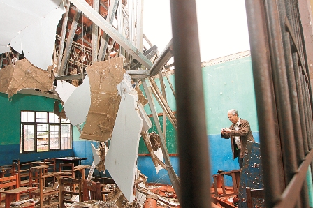 Sugieren-investigar-otras-obras-escolares