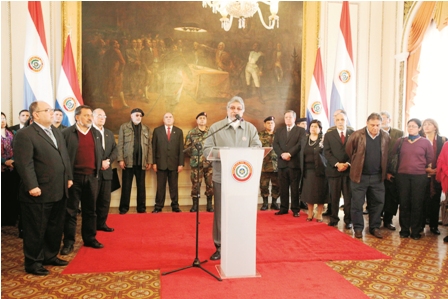 Lugo-queda-al-borde-de-la-destitucion-en-Paraguay