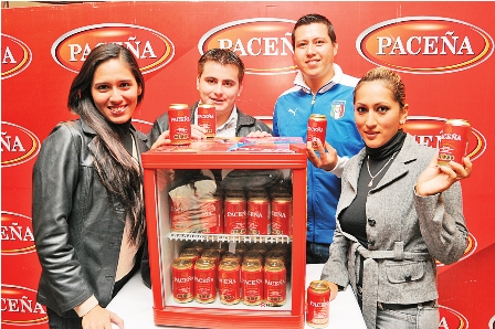 Pacena-entrego-sus-minicooler--a-los-ganadores