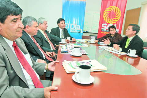 Proponen-modificar-ingreso-a-la-U