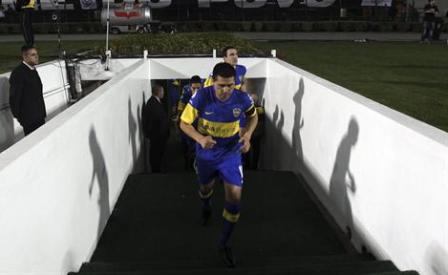 Riquelme-anuncia-que-deja-de-jugar-en-Boca-