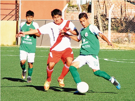 Santa-Cruz-ante-Cochabamba