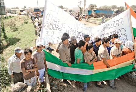 Pailon-protesta-por-obras-y-Bs-3-millones-perdidos