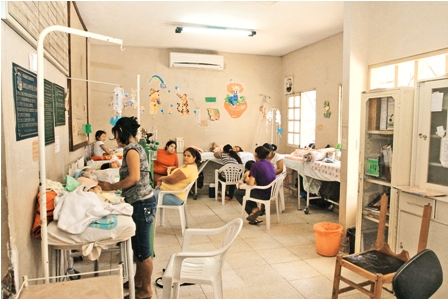 Cumbre-busca-salida-a-crisis-del-Hospital-de-Ninos
