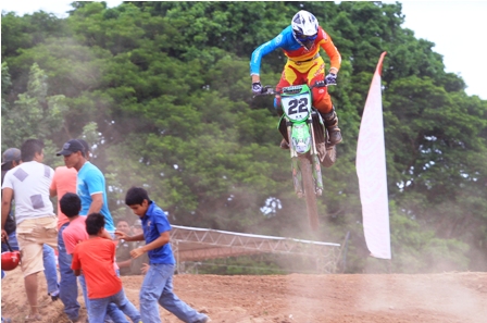 -Josecito--y-su--vuelo-a-la-victoria