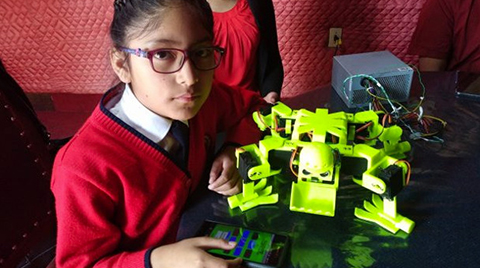 Nina-de-nueve-anos-crea-un-robot-para-trabajar-en-la-mina