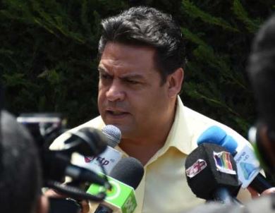 Revilla-alerta-que--estan-buscando-muertos-en-la-ciudad-de-La-Paz-