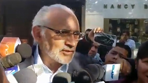 Comunidad-Ciudadana-condena-hostigamiento-y-agresion-verbal-a-Carlos-Mesa