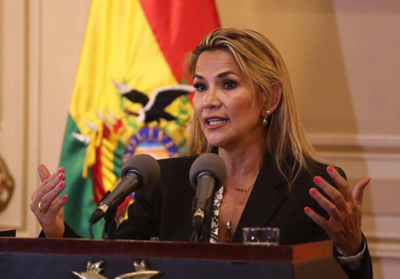 Jeanine Áñez propuso una 'cumbre de líderes políticos'