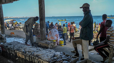 Pescadores de Senegal plagados por rara enfermedad de la piel 