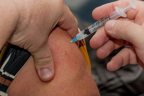Protocolo al recibir la vacuna contra el COVID-19