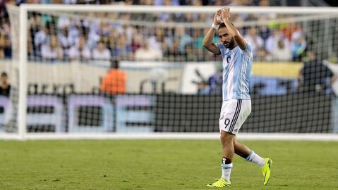 Gonzalo 'Pipita' Higuaín anuncia su retiro del fútbol