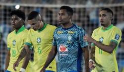 “Vergüenza histórica” y “Selección perdida”: las fulminantes tapas en Brasil tras la goleada de Argentina