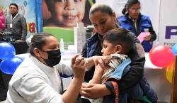 Semana de Vacunación en Las Américas: Bolivia lanza campaña crucial para la salud de los niños