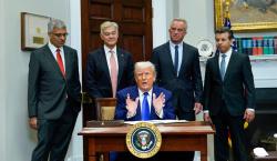 Estados Unidos rebaja por decreto el precio de los medicamentos