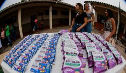 A cuatro meses del inicio de clases adjudican el desayuno escolar en Santa Cruz a siete empresas