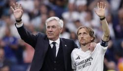 Emotiva despedida de Luka Modrić y Carlo Ancelotti del Real Madrid: ovación, llanto y aplausos del rival