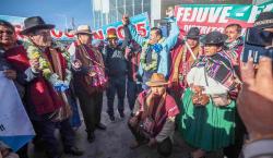 Jhonny aterriza en El Alto: ¿Podría renunciar a su candidatura? Revela reuniones con sectores movilizados