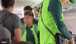 Llegó la selección a Santa Cruz; aseguran que orden de retención del vuelo vino desde Caracas