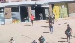 Desmanes en Llallagua: Bloqueadores asaltan unidad policial y generan tensión en la ciudad
