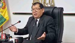 Presidente del TDJ de La Paz es hallado consumiendo bebidas alcohólicas en su despacho