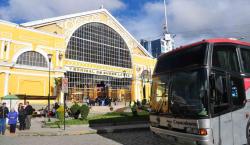 Reanudan los viajes de buses desde la terminal paceña hacia Cochabamba