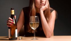 El alcohol: un enemigo que se disfraza de alivio