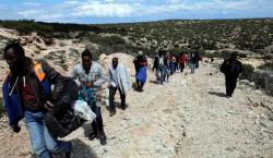 Más de 400 solicitantes de asilo llegan a la isla griega de Gavdos