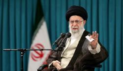 El líder supremo iraní, el ayatolá Jamenei, nombra a tres posibles sucesores por si le matan