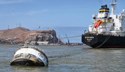 Buque Sky Rider descarga 41 millones de litros de gasolina y YPFB agiliza envíos a Bolivia