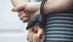 Detienen a directora de guardería: obligaba a niños a comer su vómito, los bañaba con agua fría y los dejaba llorar hasta el cansancio