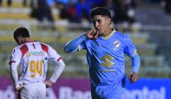 Bolívar vuelve al triunfo con el debut goleador del colombiano Cataño