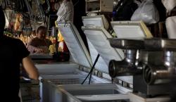 Tras corte de luz en un mercado; alcaldía señala que comerciantes deben pagar los servicios básicos