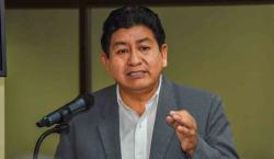 Ministro Montaño anuncia que gestionarán ayuda para la familia del chofer que murió en la fila de los combustibles