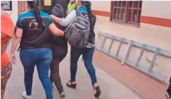 Menor que apuñaló a una estudiante dijo que quería saber “qué se siente matar a alguien”