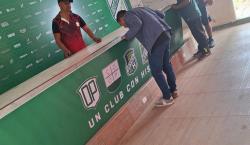 Oriente retira señaléticas tras advertencia de Real Santa Cruz