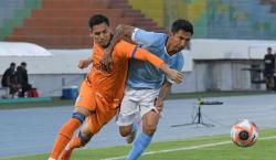Blooming se derrumba en el segundo tiempo y sufre una goleada ante Aurora